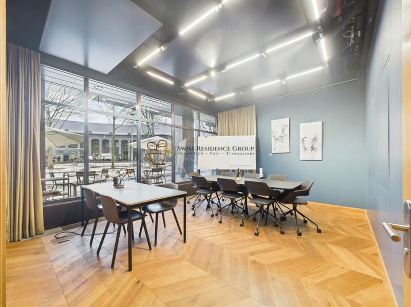 Ufficio attrezzato in posizione centrale con concetto di coworking ben pensato (15)
