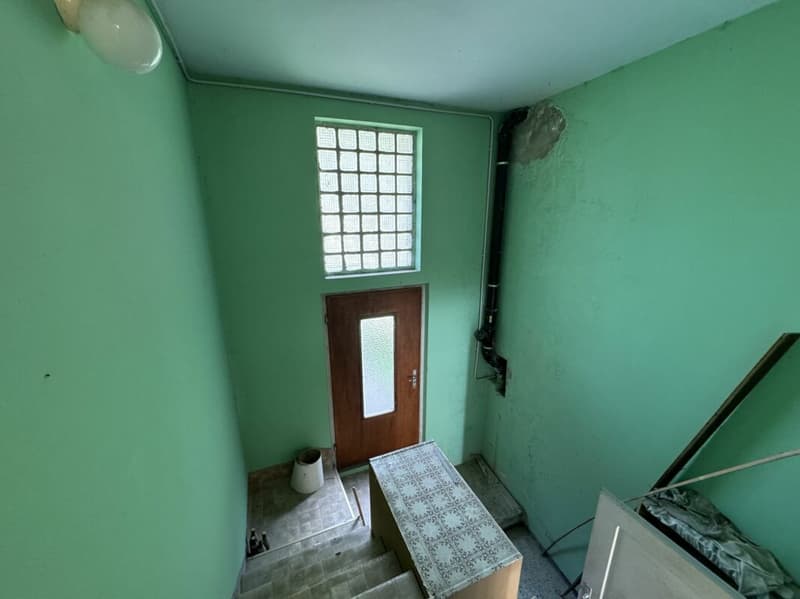 Casa unifamiliare con due appartamenti - Il tuo progetto in una location idilliaca! (17)