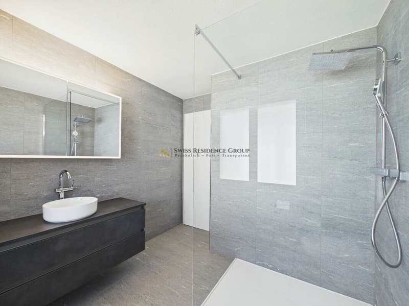Appartement de terrasse exclusif de 5,5 pièces avec vue sur le lac et les montagnes à Küssnacht (13)