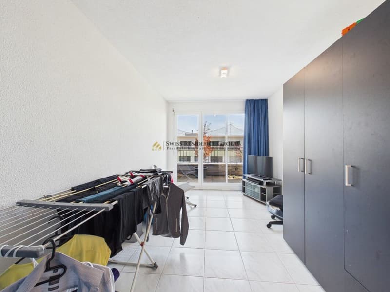 Bright attic apartment with a wonderful view of the mountains and lake (11)