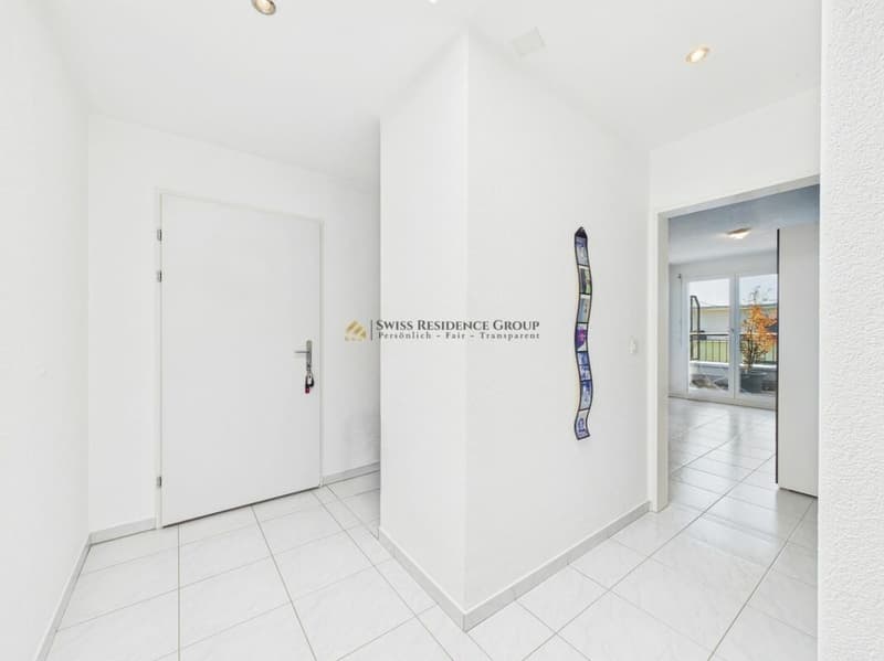 Bright attic apartment with a wonderful view of the mountains and lake (13)