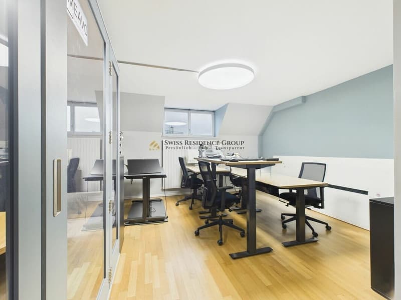 Zentrales Office über zwei Etagen - modern ausgestattet mit Blick über die Dächer der Stadt (6)