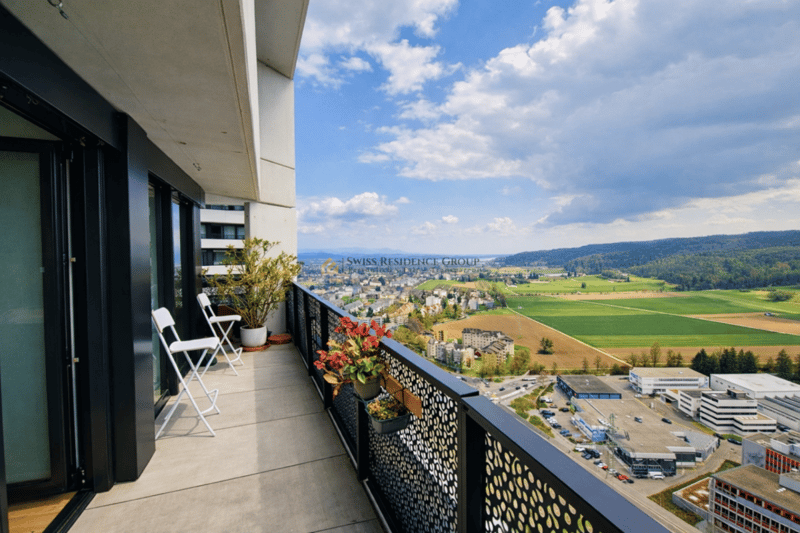 Exclusive 5.5-room apartment on the 33rd floor of the Towers Three Point (2)