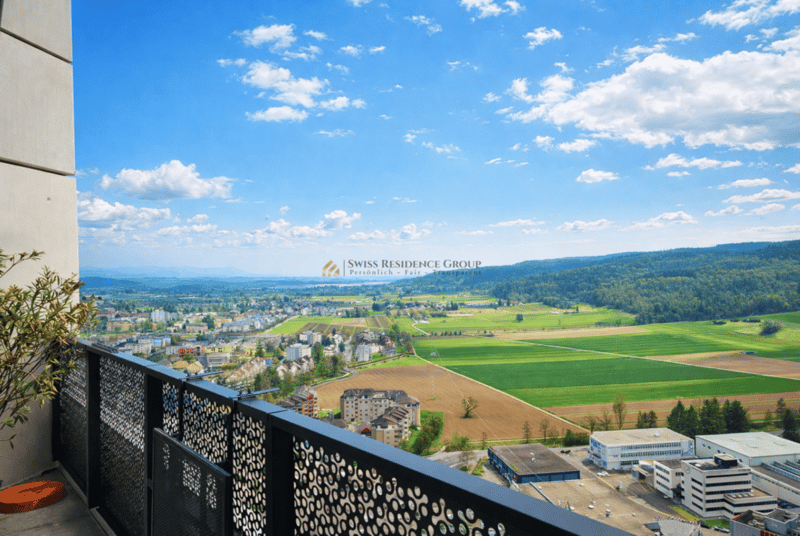 Exclusive 5.5-room apartment on the 33rd floor of the Towers Three Point (4)