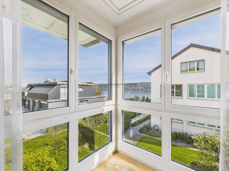 RESERVIERT: Helle Familienwohnung mit Terrasse, Lift und Seesicht (3)