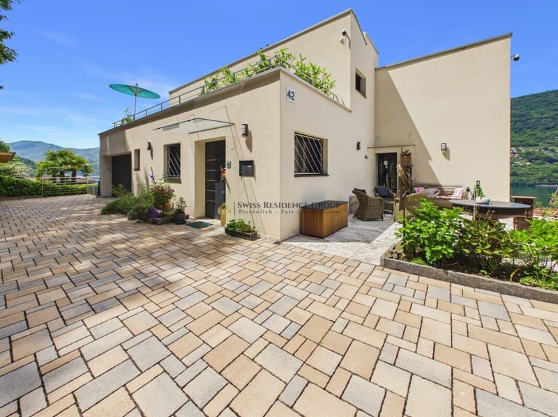 Prestigöse moderne Villa mit privatem Spa und Seeblick in Brusino Arsizio (15)