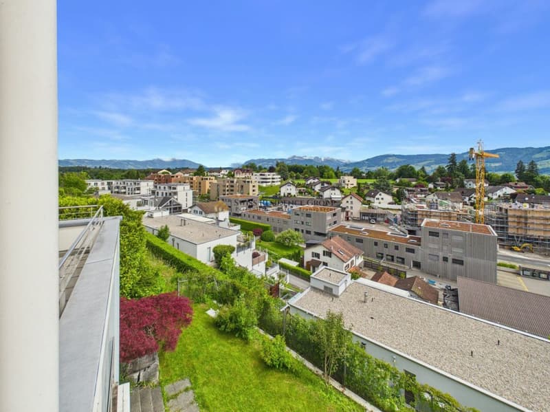 Maison de ville exclusieve de 4,5 pièces avec vue imprenable sur le lac, le château et les montagnes (11)