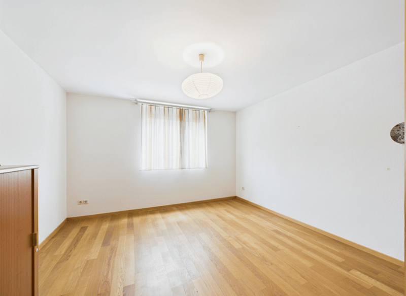 Luxury meets quality of life - Exclusive 5.5-room apartment with attractive tax rate (10)