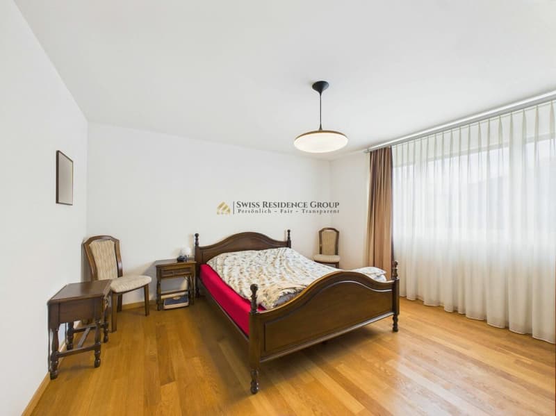 Luxury meets quality of life - Exclusive 5.5-room apartment with attractive tax rate (11)