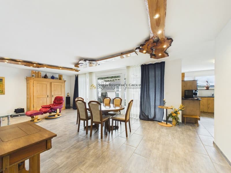 Luxury meets quality of life - Exclusive 5.5-room apartment with attractive tax rate (5)