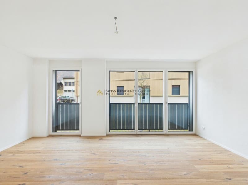 Appartement spacieux 5.5 pièces avec loggia & salle de bain en suite (8)