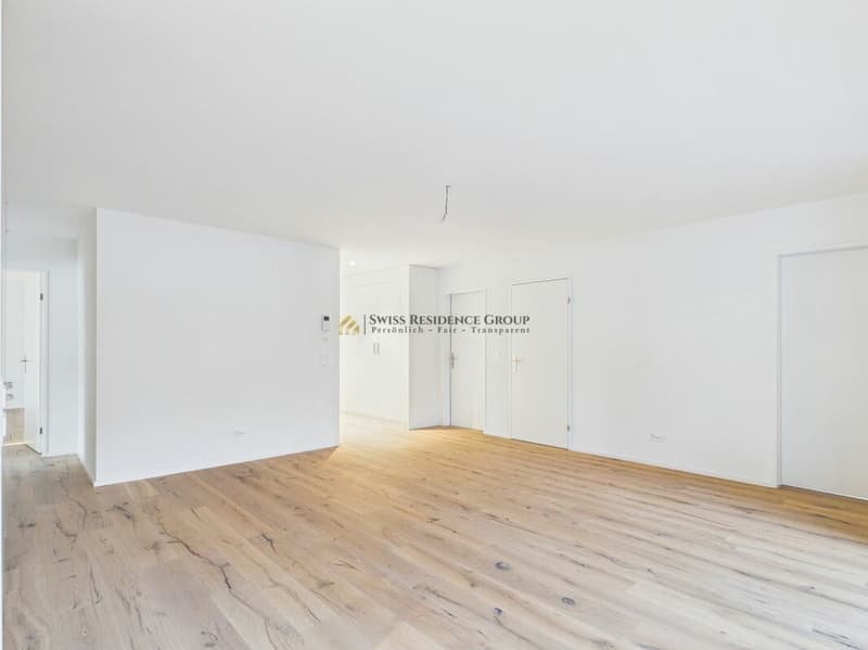 Appartement spacieux 5.5 pièces avec loggia & salle de bain en suite (3)