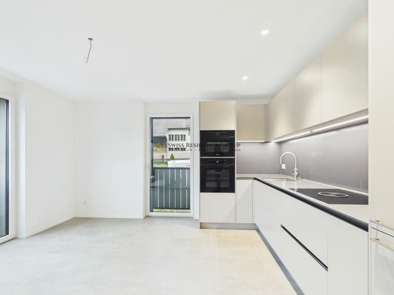 Appartement spacieux 5.5 pièces avec loggia & salle de bain en suite (6)