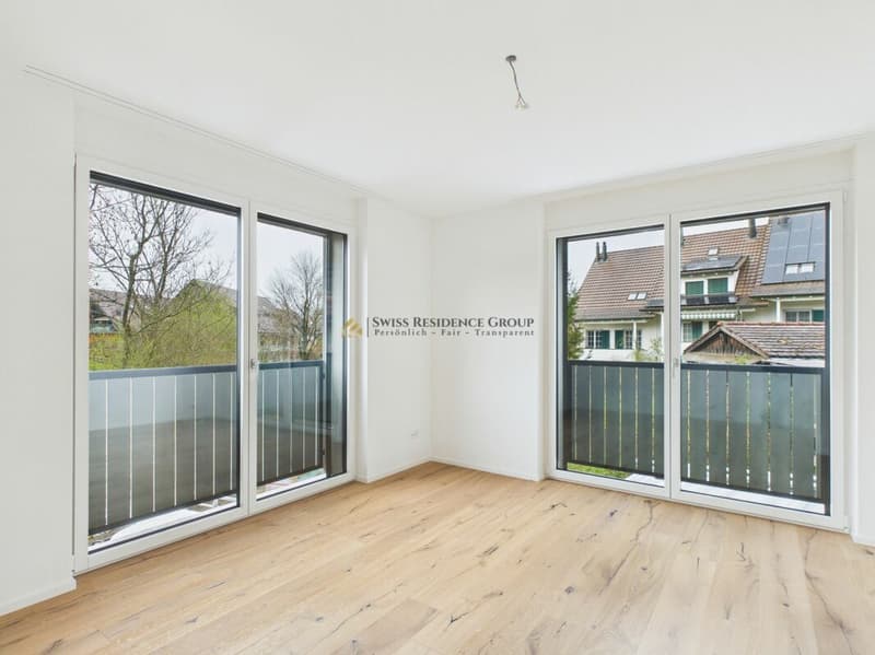 Appartement spacieux 5.5 pièces avec loggia & salle de bain en suite (12)