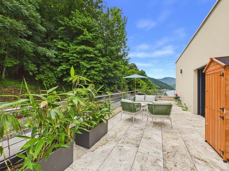 Prestigious modern villa with private spa and lake view in Brusino Arsizio (15)