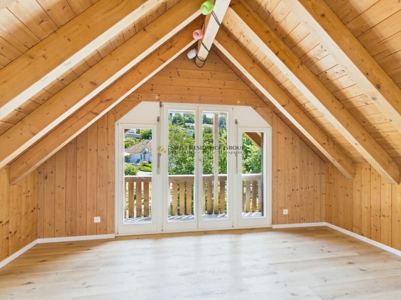 Appartement paradisiaque baigné de lumière avec quatre balcons et cheminée (10)