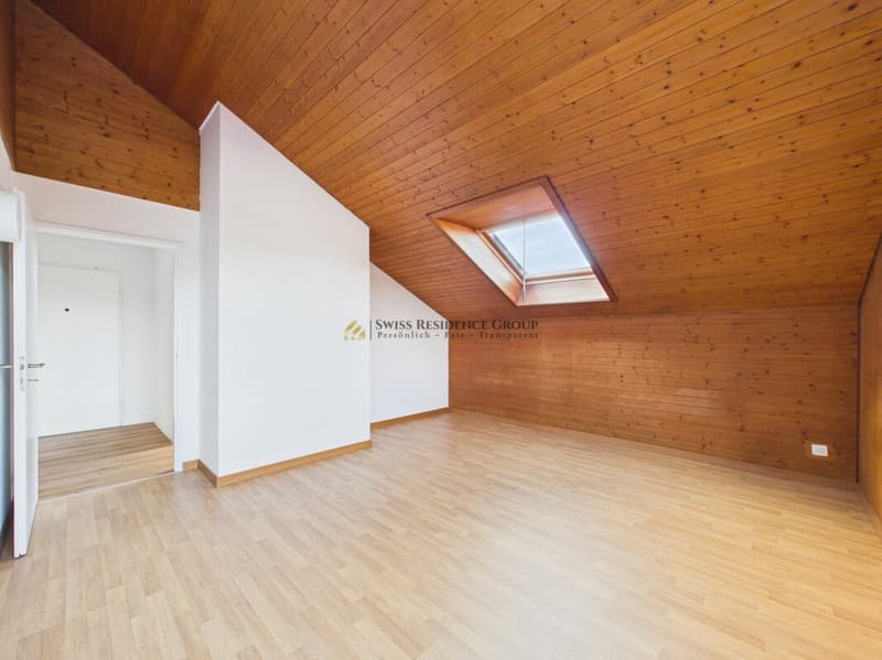 Lichtdurchflutete 4.5-Zimmer-Wohnung mit neuer Küche und schöner Aussicht (15)