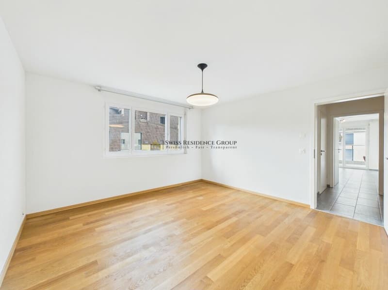 Luxury meets quality of life - Exclusive 5.5-room apartment with attractive tax rate (9)