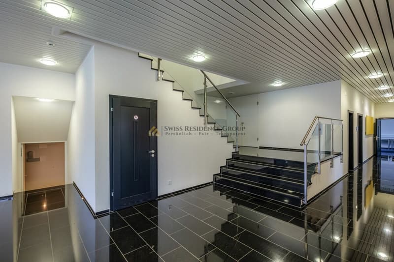Modern office and training spaces in top location in Würenlos - flexible, representative, and usable individually or together (1)
