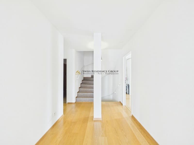 Comfortable living on four floors with a garden in a top location (17)