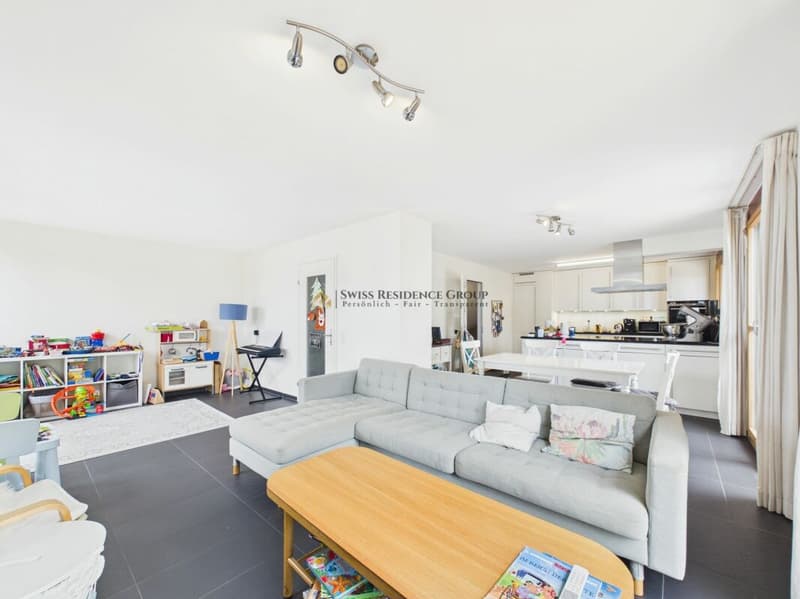 Comfortable living on four floors with a garden in a top location (4)