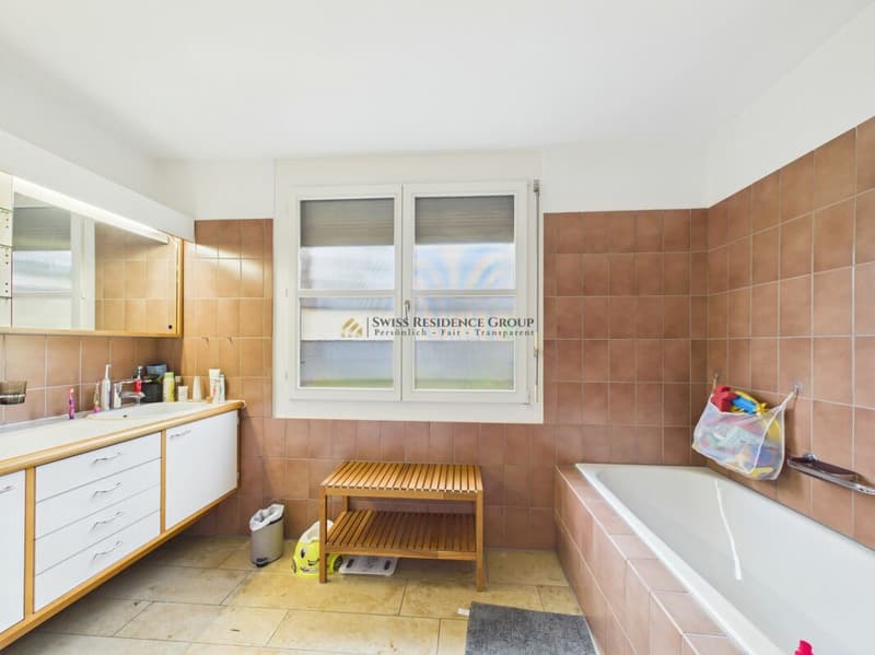 Comfortable living on four floors with a garden in a top location (26)