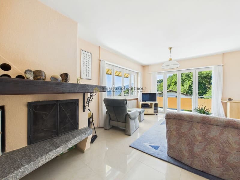 Appartement d'attique élégant avec une vue imprenable sur le lac de Lugano (6)