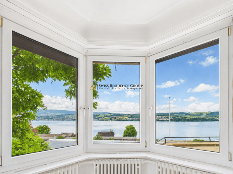 Charming single-family house with charm, garden terraces, and a wonderful lake view (16)