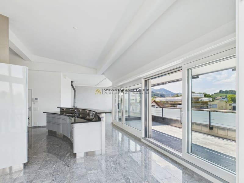 Exclusive with breathtaking lake view - private rooftop terrace - wellness oasis (5)