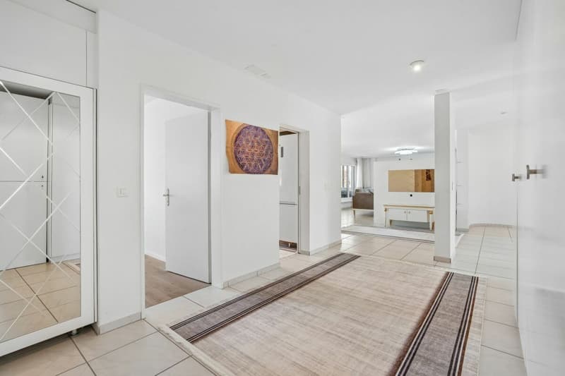 Votre nouvelle maison : 170 m² de confort de vie avec jardin d'hiver et cheminée (4)