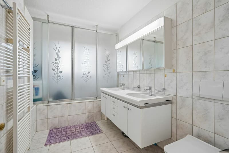 Votre nouvelle maison : 170 m² de confort de vie avec jardin d'hiver et cheminée (9)