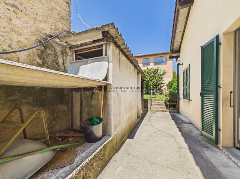 Single-family house with 7 rooms, office, large garden and significant potential for expansion (18)