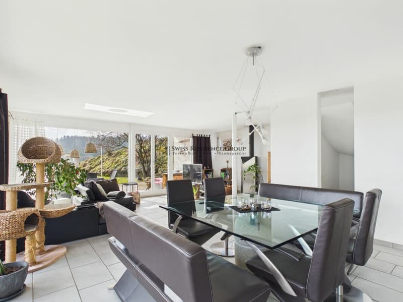 Lichtdurchflutetes Familienparadies mit traumhafter Alpensicht und maximaler Privatsphäre in Hagenbuch (7)