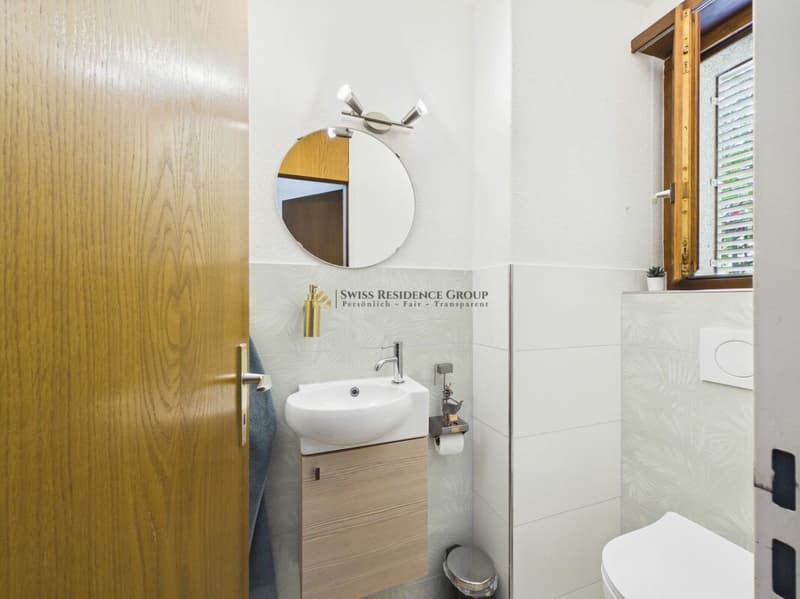 Dream living at the foot of Üetliberg - Stylish 6.5-room semi-detached house (17)