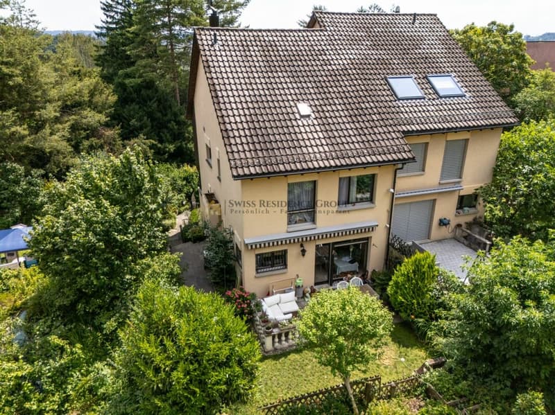 Dream living at the foot of Üetliberg - Stylish 6.5-room semi-detached house (1)