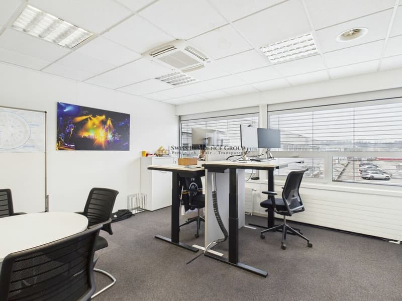Riedmatt Center - Repräsentative Büroflächen mit optimaler Infrastruktur (8)