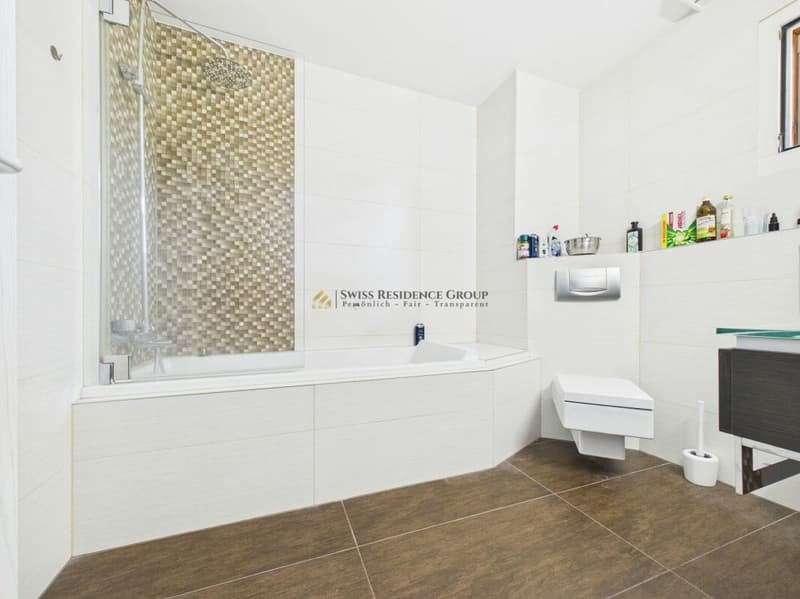 Exklusive 5.5-Zimmer-Dachwohnung mit Panoramaausblick und hochwertigem Innenausbau (5)