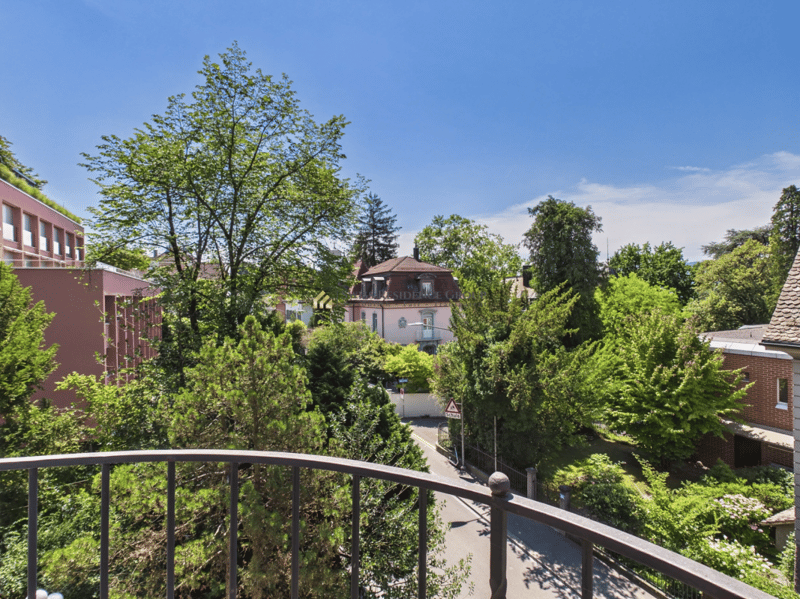 Altbau-Charme trifft auf modernen Luxus - Einzigartige 4.5-Zimmer-Wohnung mit Garten & Cheminée in 8008 Zürich (21)