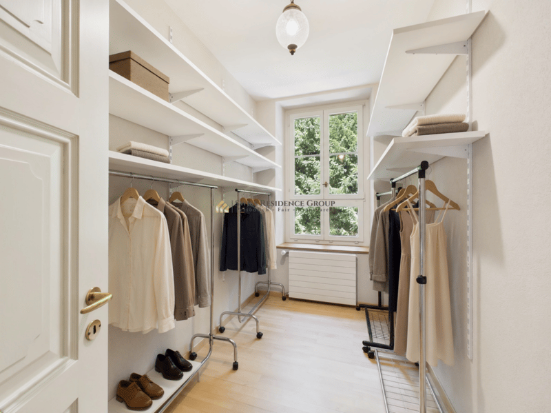 Altbau-Charme trifft auf modernen Luxus - Einzigartige 4.5-Zimmer-Wohnung mit Garten & Cheminée in 8008 Zürich (11)