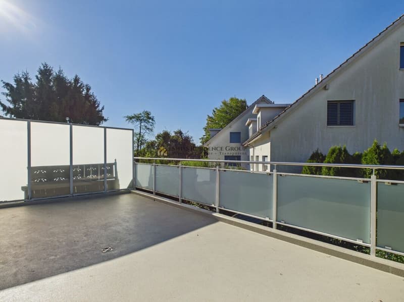 Familienidyll mit Garten und grossem Balkon (18)