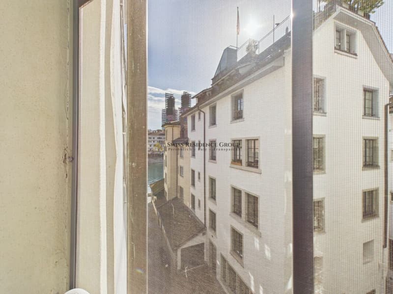 Exklusive 2.5-Zimmer-Wohnung mit Grossmünster- & Limmatblick (14)