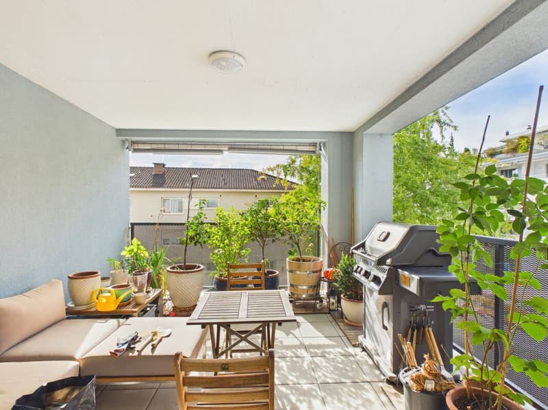 Lichtdurchflutete 4.5-Zimmer-Wohnung mit grosszügigem Sonnenbalkon (2)