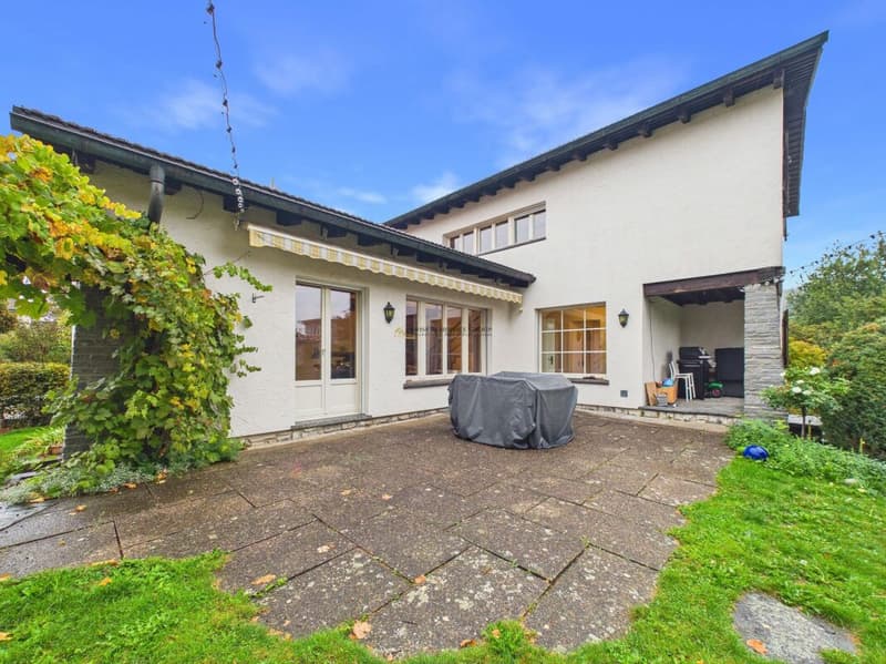 Familienidylle in Burgdorf mit charmantem Einfamilienhaus und grosszügigem Garten (2)