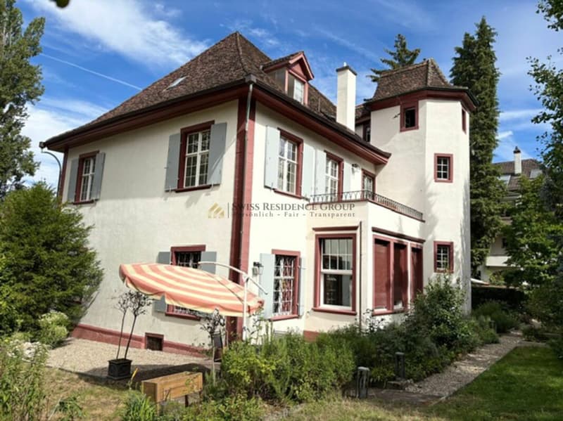 Charmante historische Residenz mit 4,5 Zimmern (1)