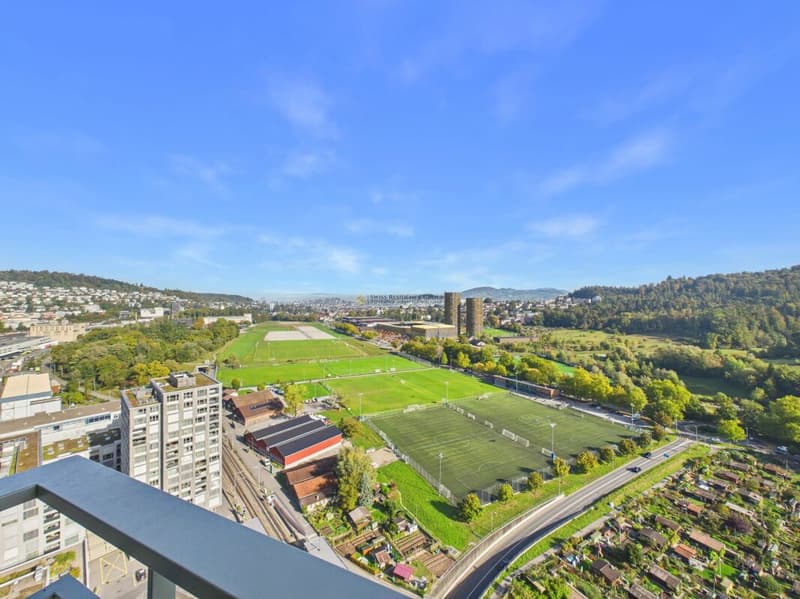 Above the Ordinary - Exklusives Wohnen im 26. Stock des Pilatus Towers (14)