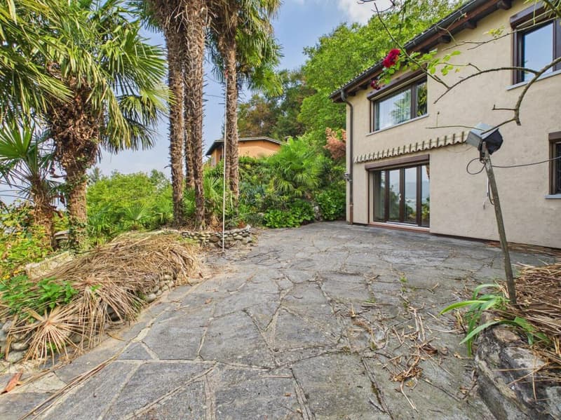 Bellissima casa con la vista mozzafiato (20)
