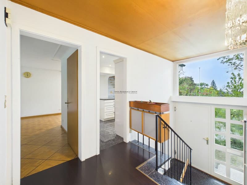 Exklusives 6.5-Zimmer-Einfamilienhaus mit grosszügigem Garten (9)