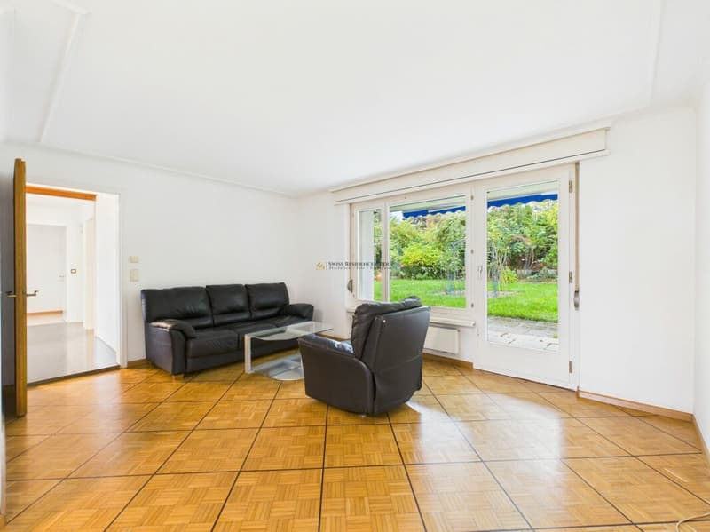 Exklusives 6.5-Zimmer-Einfamilienhaus mit grosszügigem Garten (10)