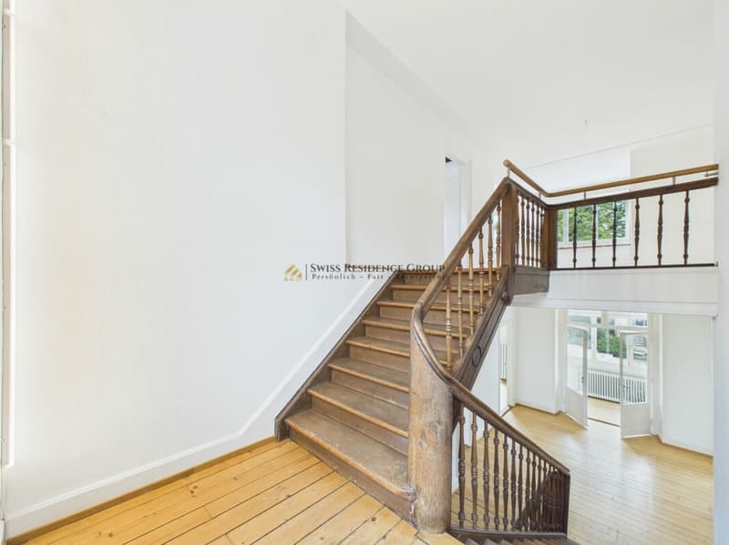 9.5-Zimmer-Villa - Grosszügigkeit, Vielseitigkeit und Raum (9)