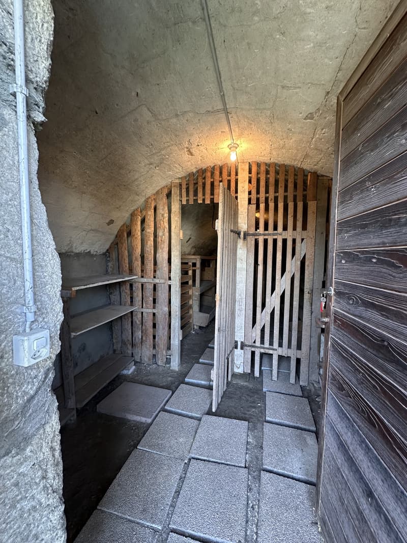 Looking for office, storage, or hobby rooms? You'll find them with us! (6)
